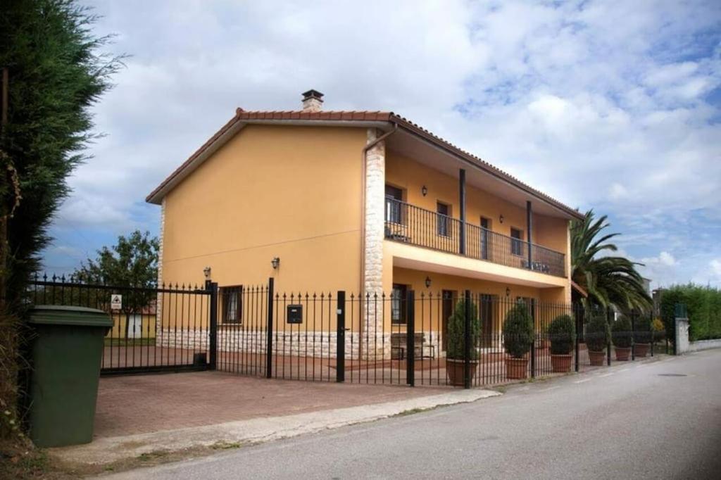Villa Paula Авілес Екстер'єр фото